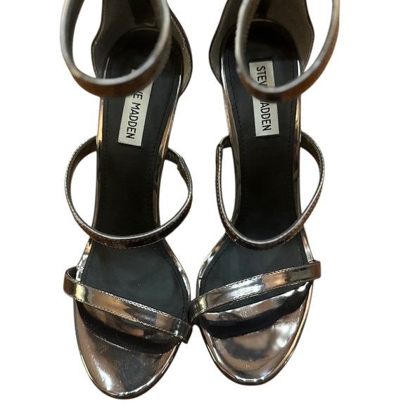 Steve Madden Women’s Metallic Ankle Strap Feelya Heels - Size 9.5 - Picture 2 of 11